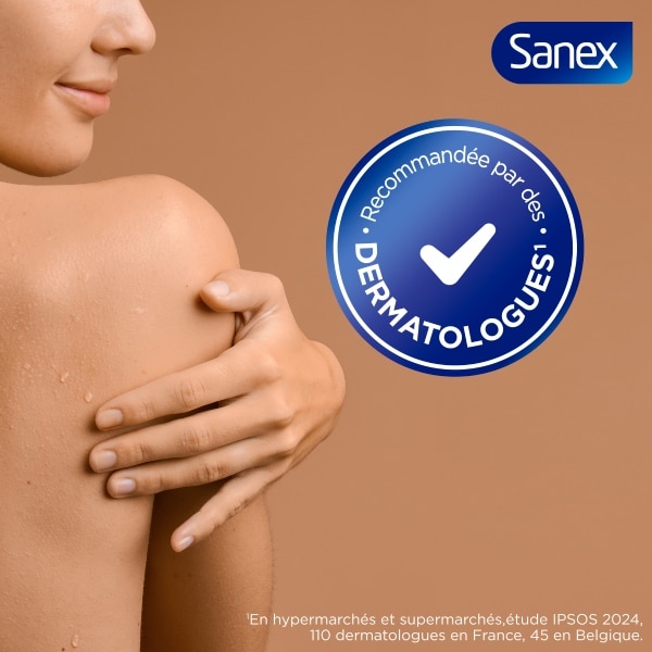 Sanex recommandé par des dermatologues avec une femme montrant une peau saine et hydratée.